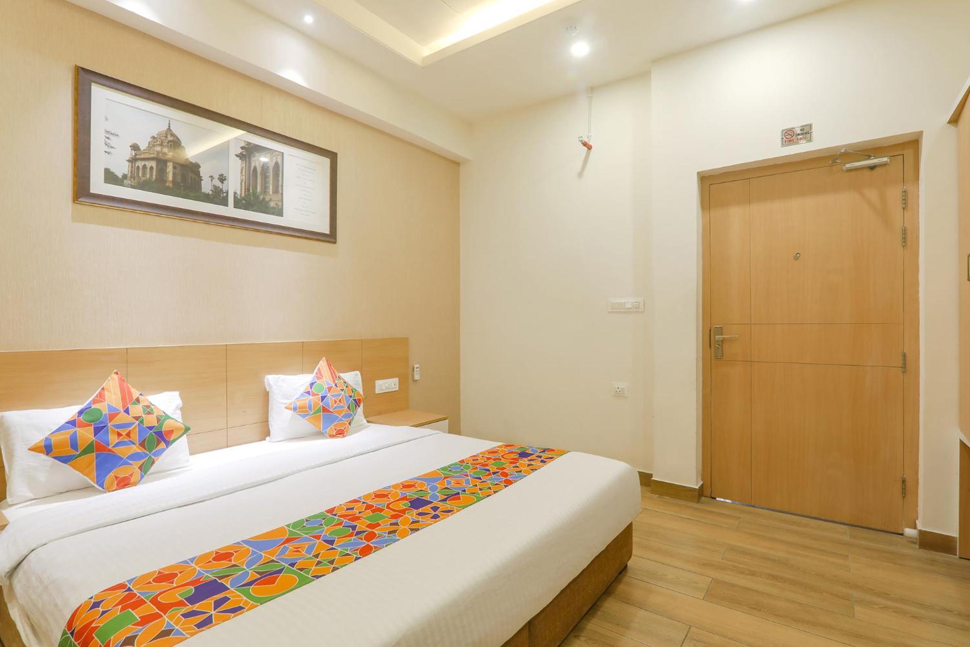Fabhotel Raghubar Kripa Lucknow Esterno foto