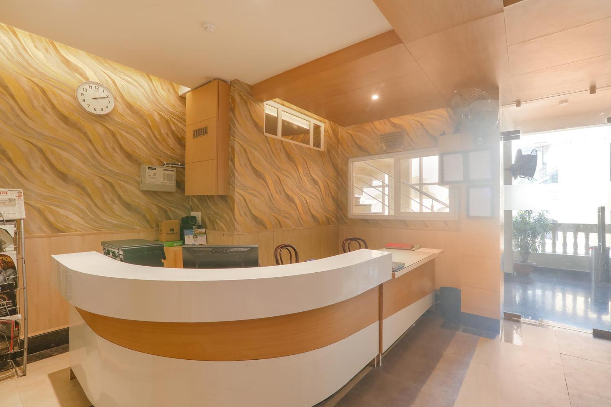 Fabhotel Raghubar Kripa Lucknow Esterno foto