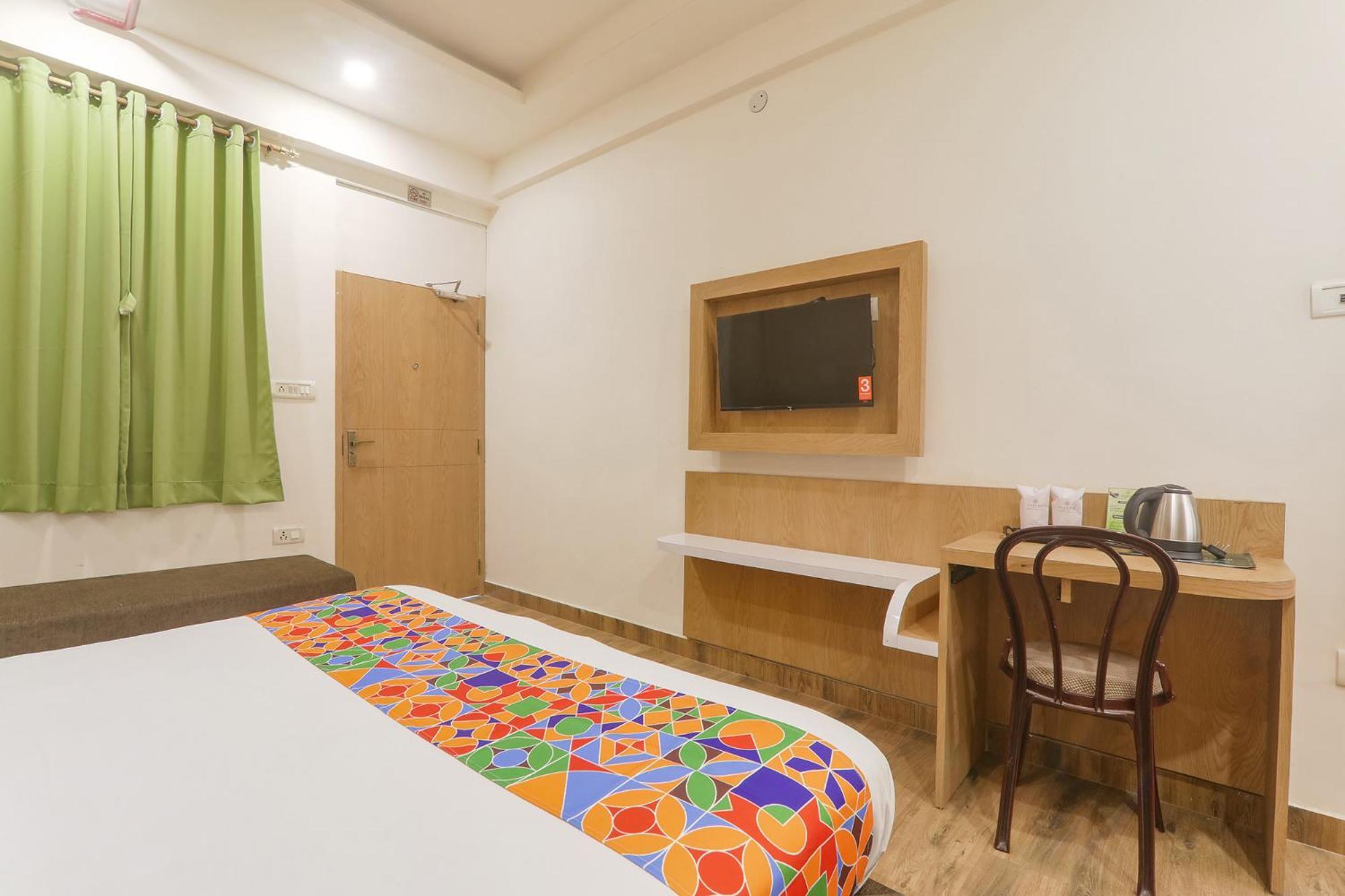 Fabhotel Raghubar Kripa Lucknow Esterno foto